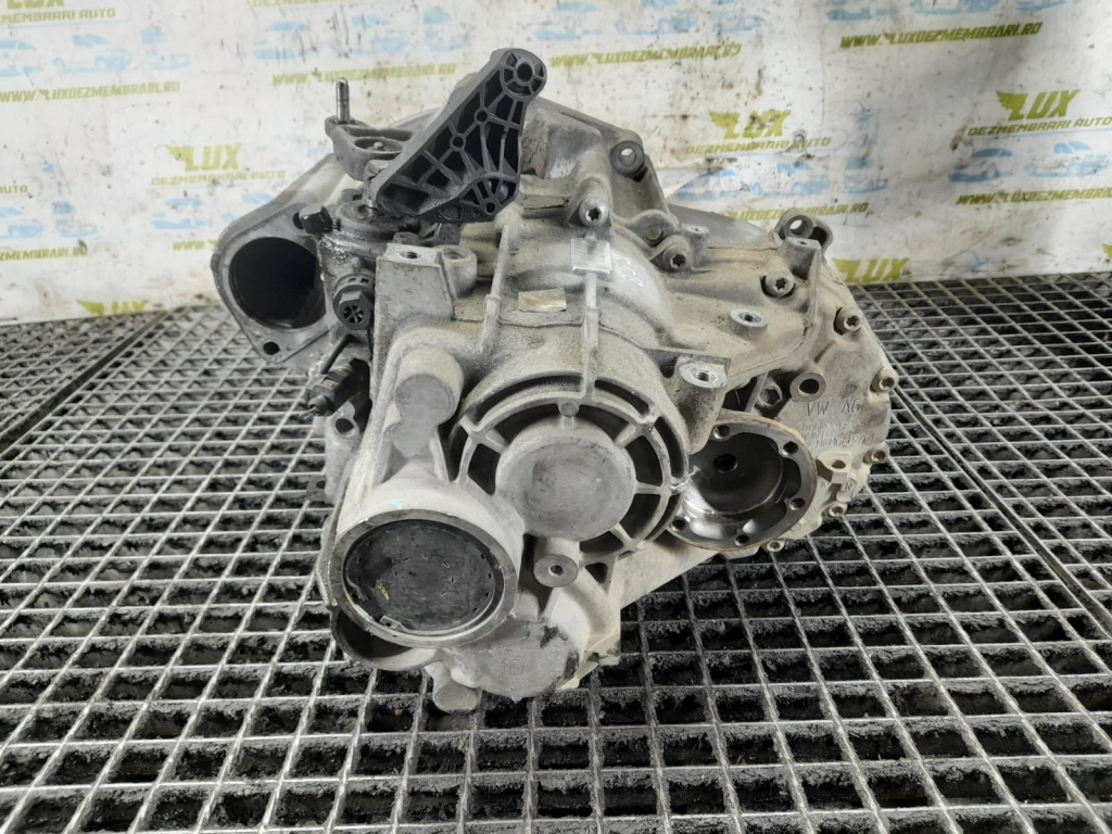 Cutie viteze manuala 6 trepte NFP 2.0 tdi Volkswagen VW Golf 6 [2008 - 2015]