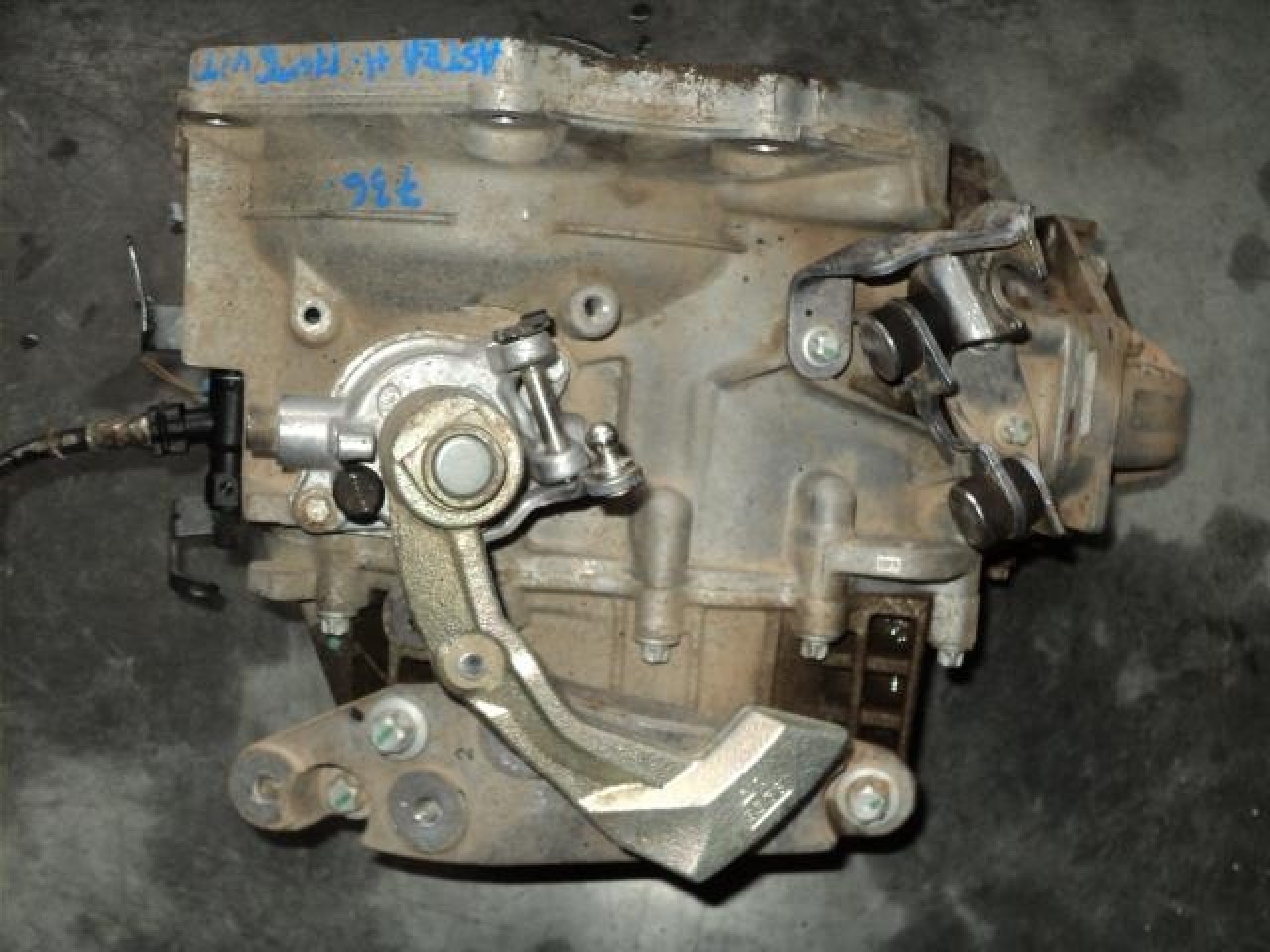 Cutie Viteze Manuala 6 Trepte Opel Astra H 1 3 Cdti