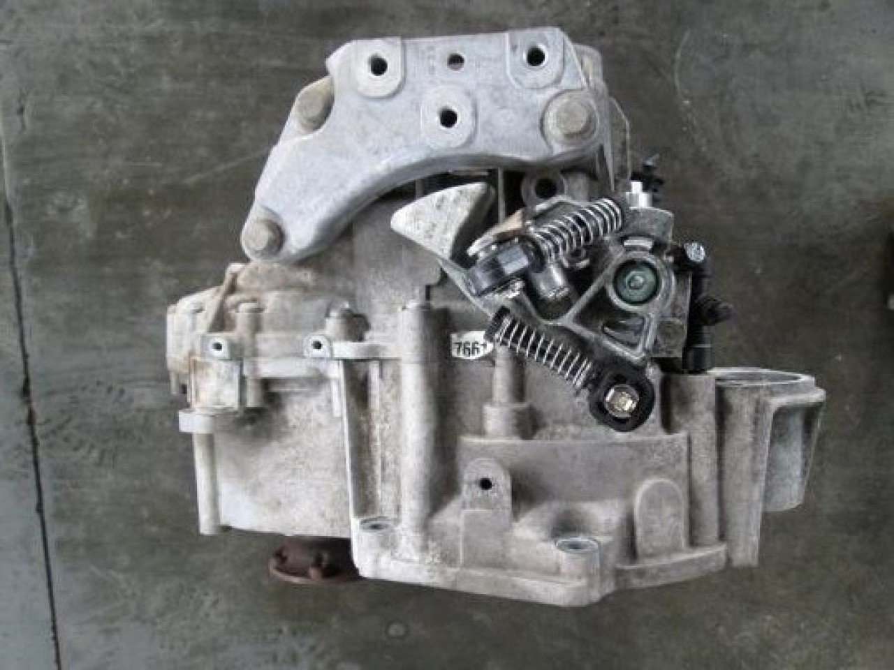 Cutie viteze Manuala 6 Trepte Skoda Octavia 2 2 0 Tdi