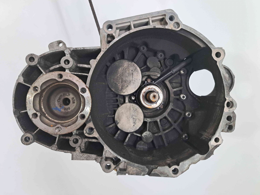 Cutie viteze manuala 6 trepte Volkswagen Passat B6 (3C2) [Fabr 2005-2010] KXW 2.0 TDI BKD 103KW / 140CP