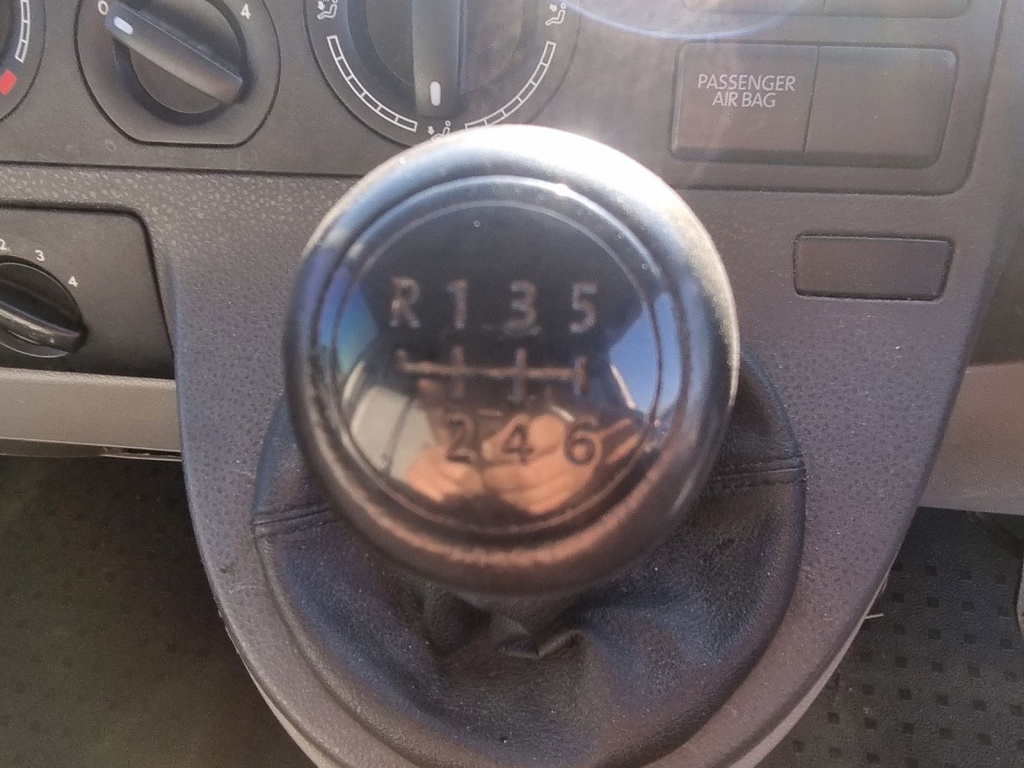 Cutie viteze manuala 6 trepte Volkswagen Transporter 5 (7HB, 7HJ) [Fabr 2004-2013] KUP 2.0 TDI CAAC 103 KW / 140CP