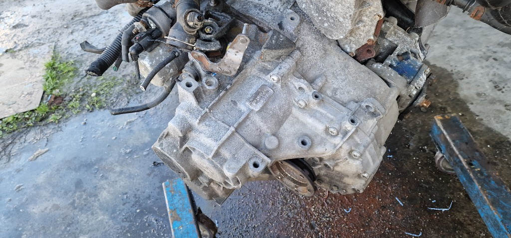 Cutie Viteze Manuala Audi A3 TT Golf 5 3.2FSI 250CP 4x4