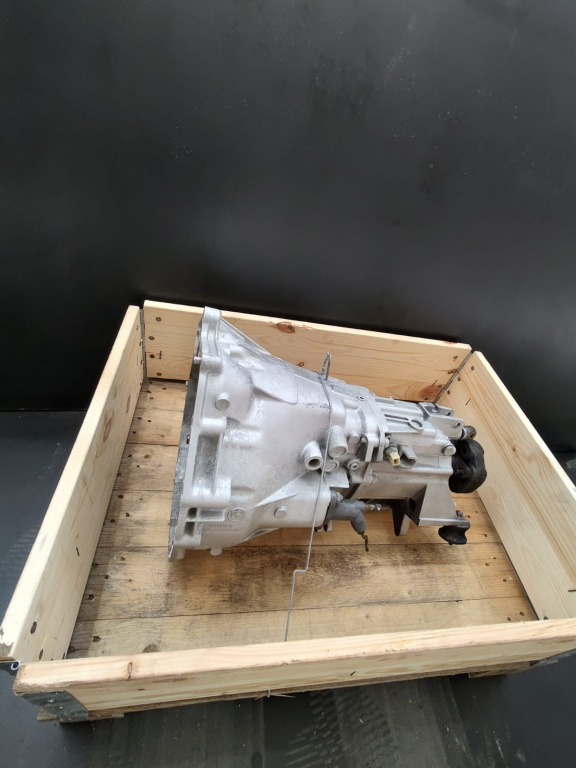 Cutie viteze manuala BMW E46 - COD 220002598 (Getrag )