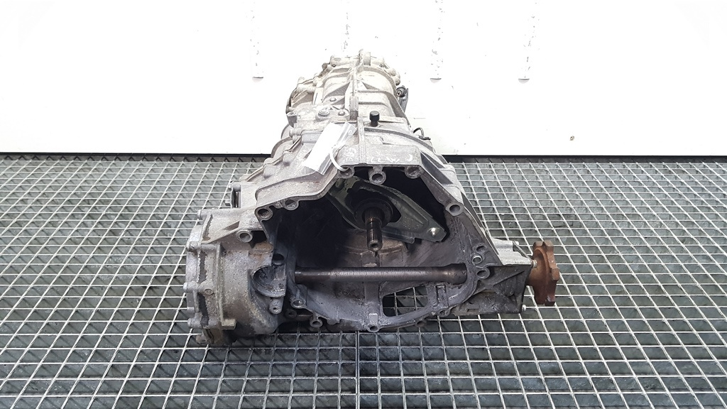 Cutie viteze manuala, cod LLW, Audi A5 (8T3), 2.0 TDI, 6 vit man (pr:110747)