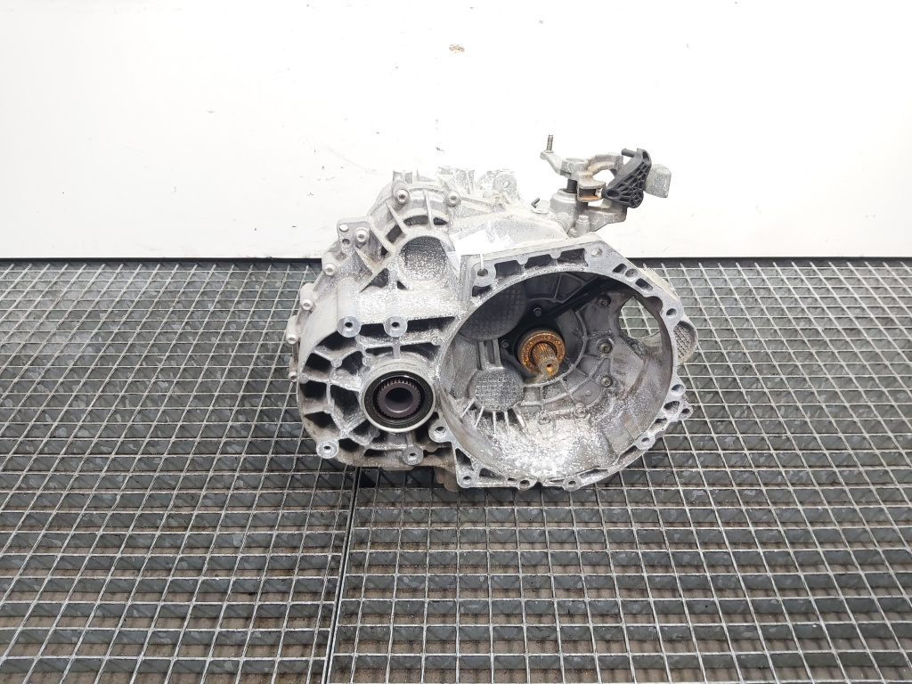 Cutie viteze manuala, cod LMU, VW Tiguan (5N), 2.0 TDI, CFF, 6 vit man (id:693010)