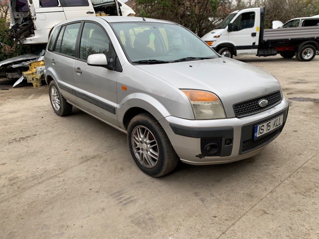Cutie viteze manuala Ford Fusion 2007 Hatchback 1.4