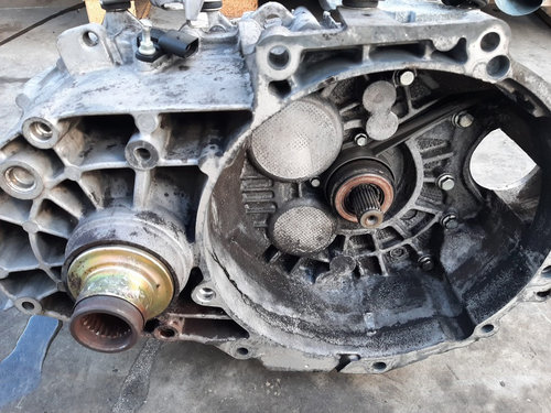 Cutie viteze manuala fpe 1.9 tdi auy vw sharan 7m