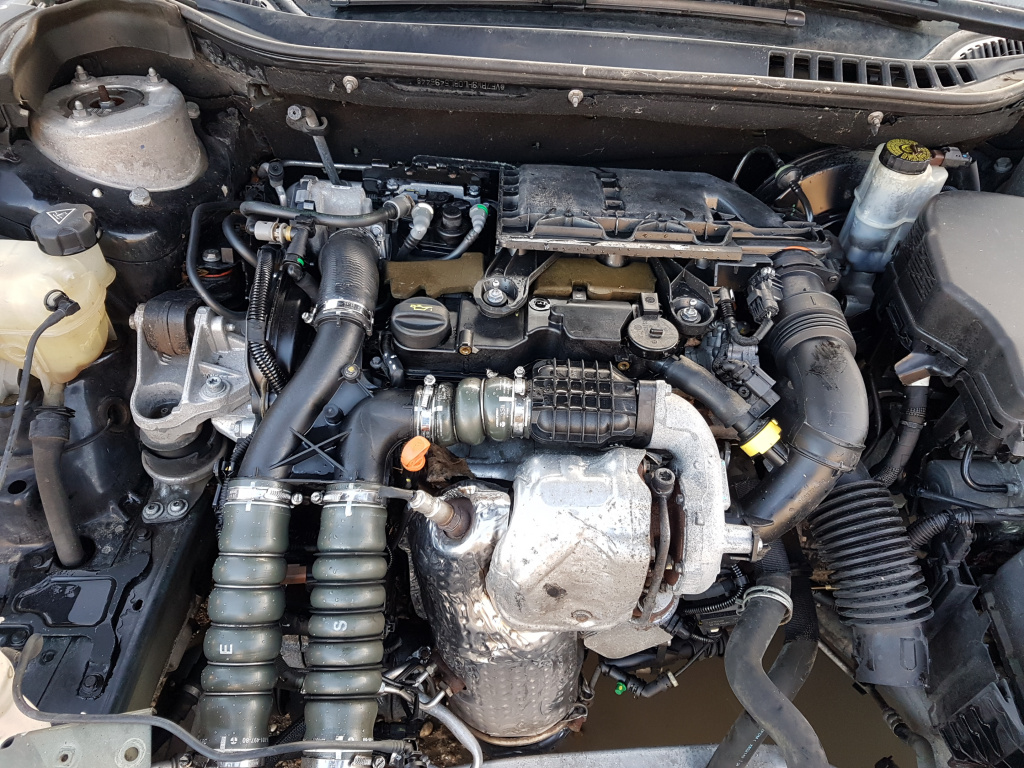 Cutie Viteze Manuala in 5 Trepte 1.6HDI 82KW 109CP 9H05 Citroen DS4 2010 - 2018