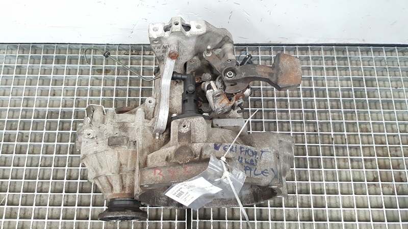 Cutie viteze manuala JCR, Vw Golf 5 (1K1) 1.9 tdi (pr:110747)