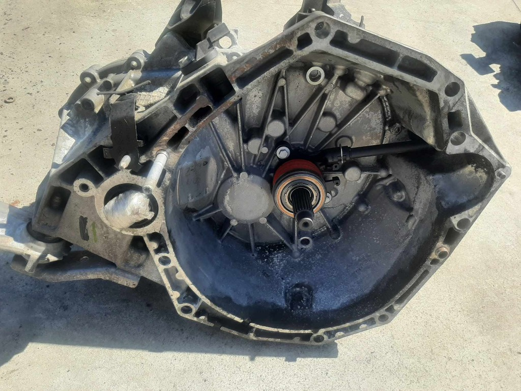 Cutie viteze manuala k9kr846 1.5 dci renault megane 3 cm tla 610186 320108901r