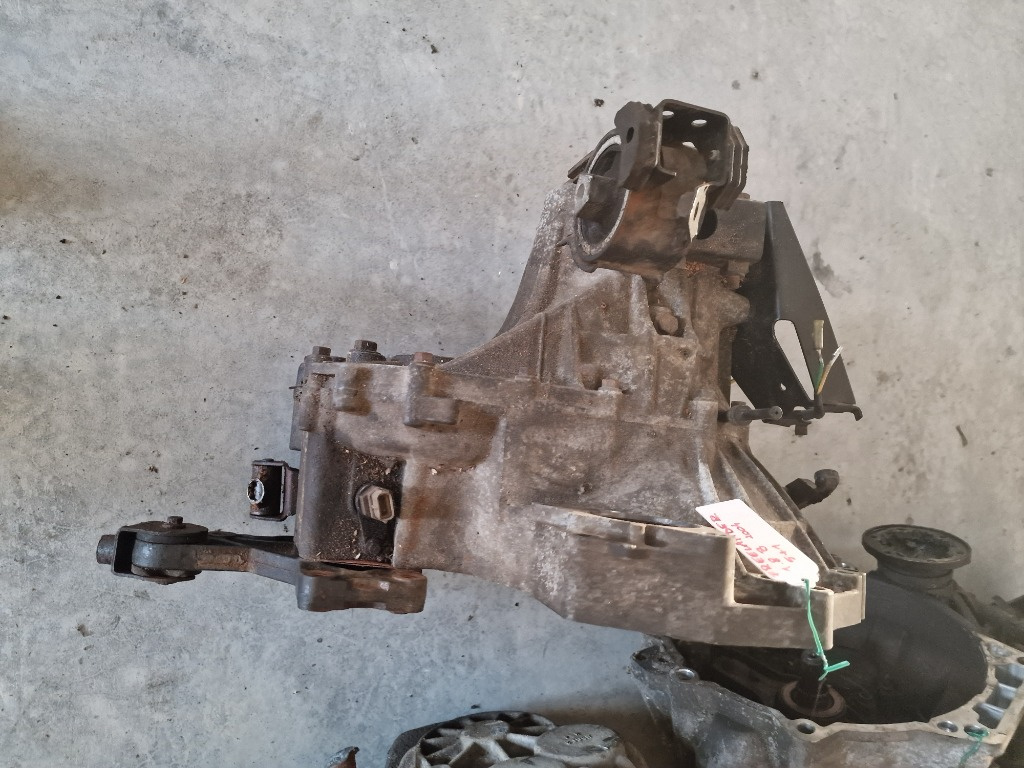 Cutie Viteze Manuala Land Rover Freelander 1.8 Benzina 1998-2006