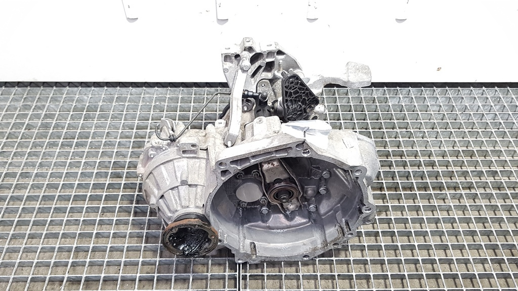 Cutie viteze manuala LUB, Vw Golf 6 (5K1) [Fabr 2009-2013] 1.6 tdi, CAY, 5 vit man (id:407361)