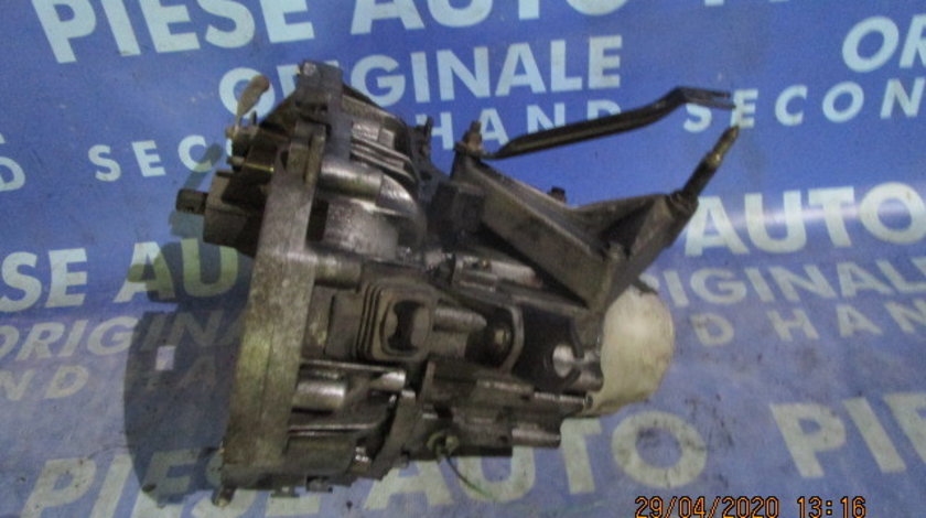 Cutie viteze manuala Renault Scenic 2.0i 16v;  7700599940