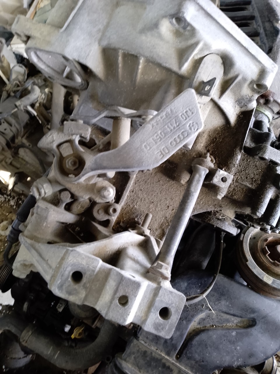 Cutie viteze manuala VW Golf 4, 1.9 tdi ALH, cod EBJ compatibil cu Octavia Leon Toledo.