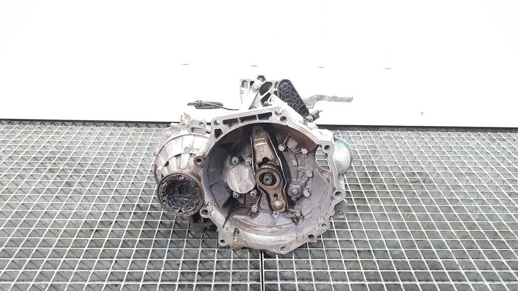 Cutie viteze manuala, Vw Passat Variant (365) [Fabr 2010/08 - 2014] 1.6 tdi, CAY, MYP (pr:110747)