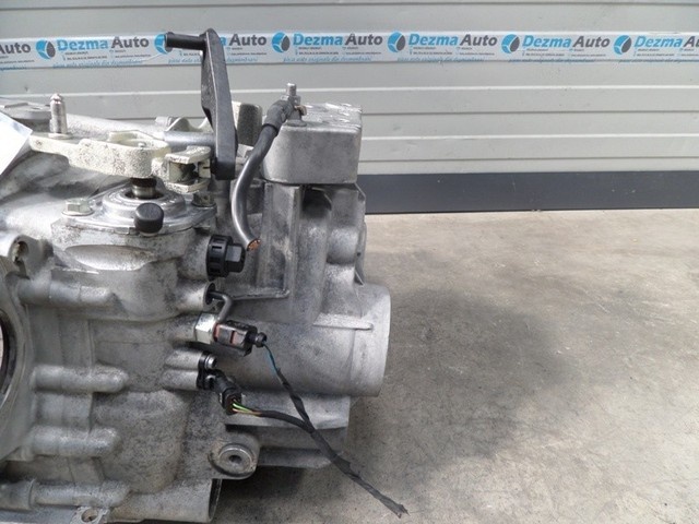 Cutie viteze NFZ, start-stop, Vw Scirocco (137), 2.0tdi, CFGC (pr:110747)