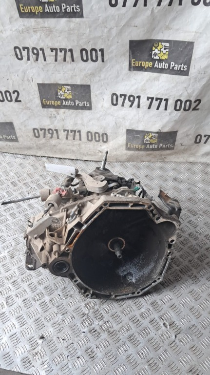 Cutie viteze Nissan Qashqai j10 1.5 DCI cod motor k9k transmisie manuala 6+1 an 2011 cod TL4 113 / 8201010268