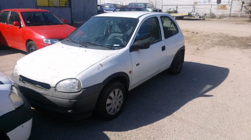 Cutie Viteze Opel Corsa B 1.0B din 1996