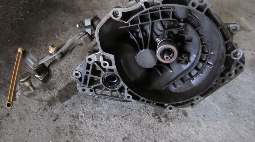 Cutie viteze opel corsa c 1.2 cod motor z12xe