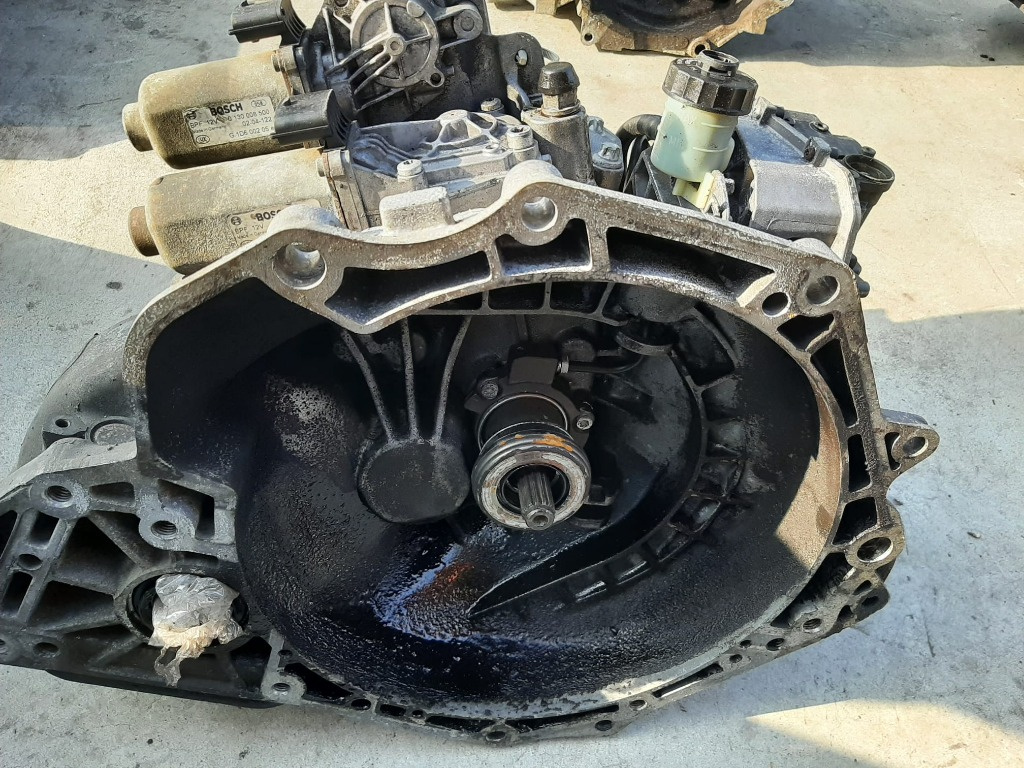 Cutie viteze semiautomata 1.0b z10xe opel corsa c 93189764