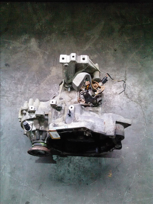 Cutie viteze SKODA OCTAVIA 1.9 SDI an fabr. 2001