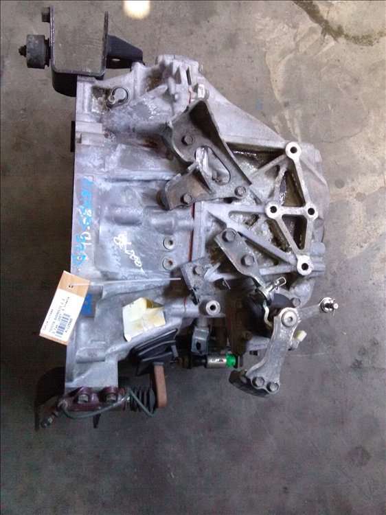 Cutie viteze TOYOTA AVENSSIS 2.2 D,fab. 2007, 6 trepte