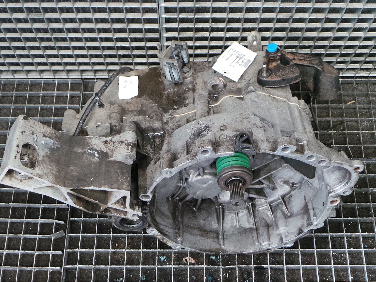 CUTIE VITEZE VOLVO S60 2.4 D - (2000 2005)