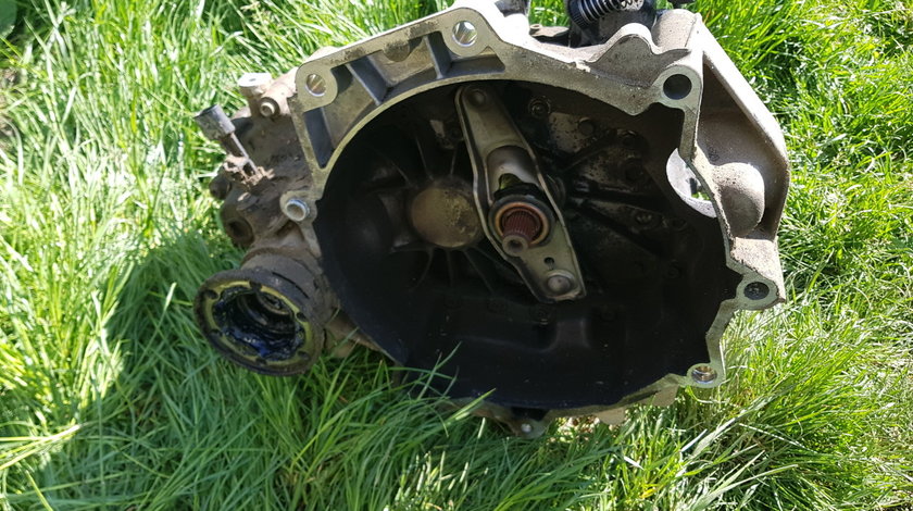 Cutie viteze Vw Polo 9n 1,2 benzina