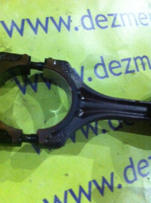 Cuzinet Volkswagen VW Bora [1998 - 2005] Sedan 1.6 16V MT (105 hp) (1J2) 16V