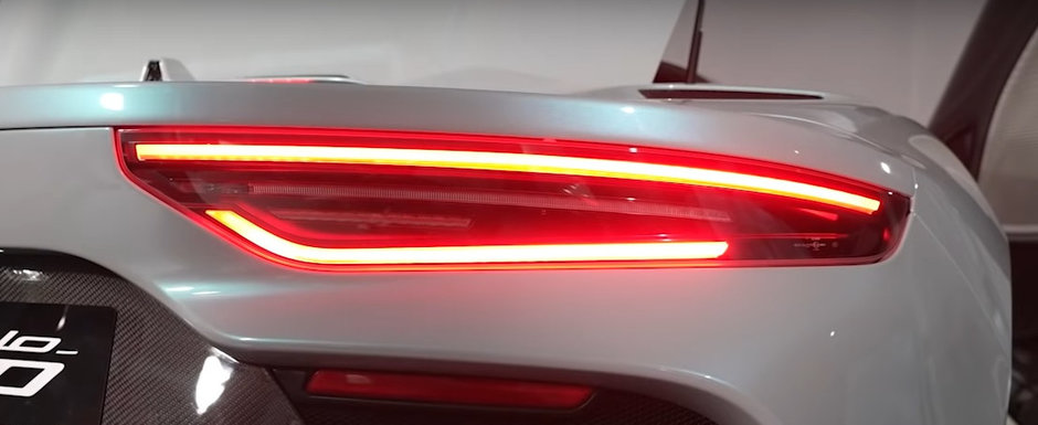 Daca ar fi fost un extemporal, MASERATI ar fi luat nota 10. Primul model cu motor central si plafon retractabil din istoria italienilor e NEBUNIE CURATA! Cum arata in realitate Daca ar fi fost un extemporal, MASERATI ar fi luat nota 10. Primul model cu motor central si plafon retractabil din istoria italienilor e NEBUNIE CURATA! Cum arata in realitate