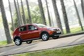 Dacia a lansat Sandero Stepway