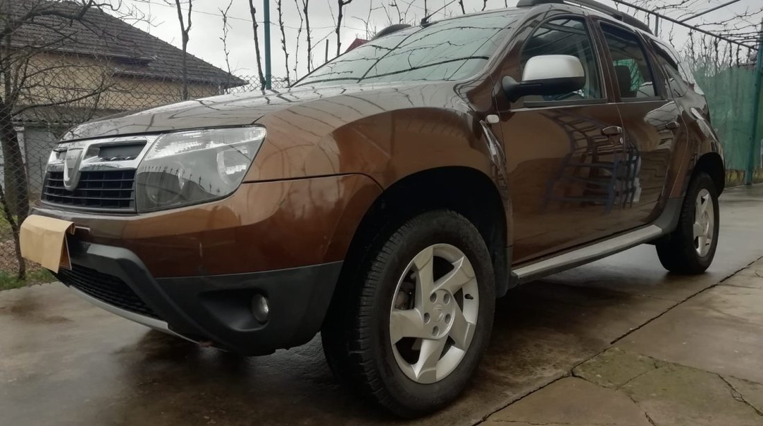 Dacia Duster 1.6 benzina 2011