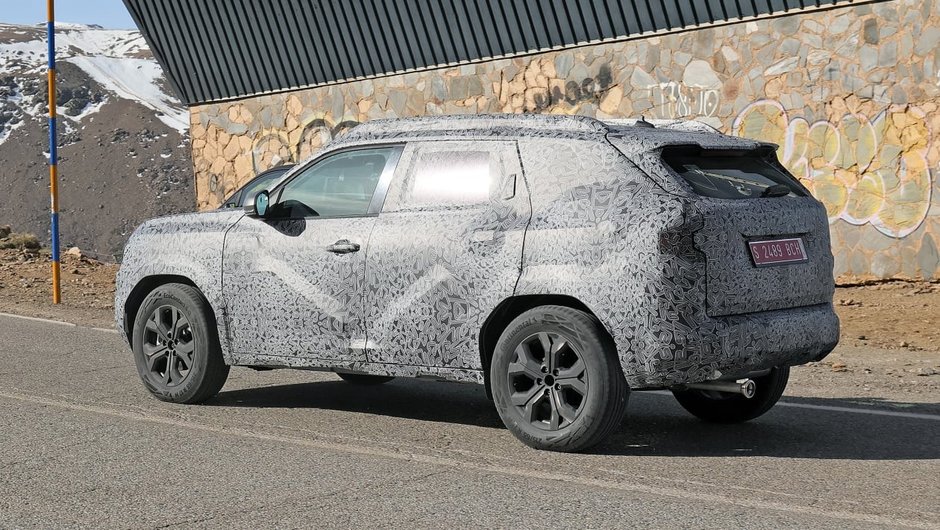 Dacia Duster 3 - Poze spion