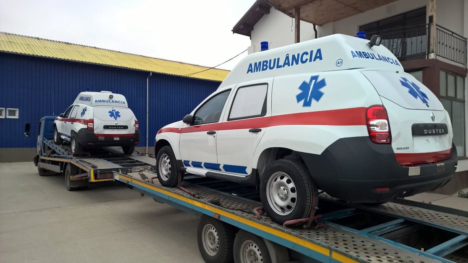 Dacia Duster Ambulanta, noul produs special dedicat salvarii de vieti