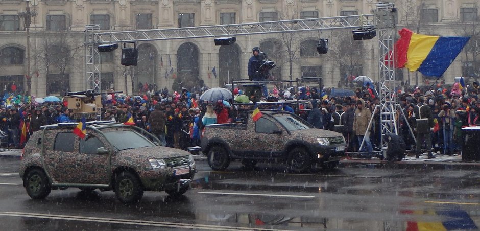 Dacia Duster Army