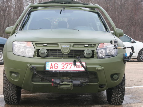 Dacia Duster Army