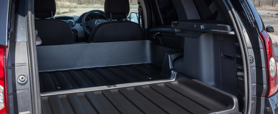 Dacia Duster Commercial ar putea fi masina ideala pentru transportul de marfa Dacia Duster Commercial ar putea fi masina ideala pentru transportul de marfa