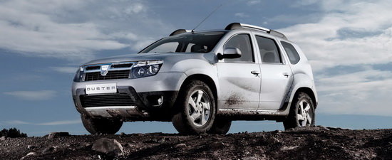 Dacia Duster este "Masina Anului 2011 in Romania" Dacia Duster este "Masina Anului 2011 in Romania"