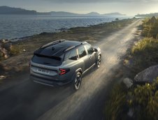 Dacia Duster Hybrid-G 150 4X4 si Dacia Bigster Hybrid-G 150 4X4