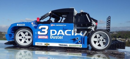 Dacia Duster NO LIMIT din LEGO