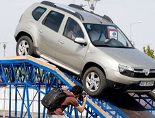 Dacia Duster Offroad Experience a luat startul in Bucuresti