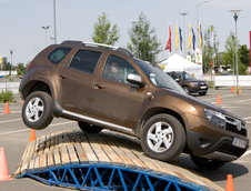 Dacia Duster Offroad Experience a luat startul in Bucuresti