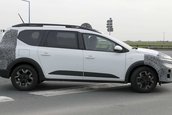 Dacia Jogger Facelift - Noi poze spion