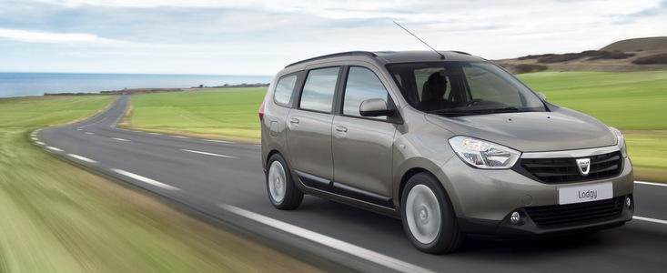 Dacia Lodgy, nominalizata la titlul 'Car of The Year 2013'