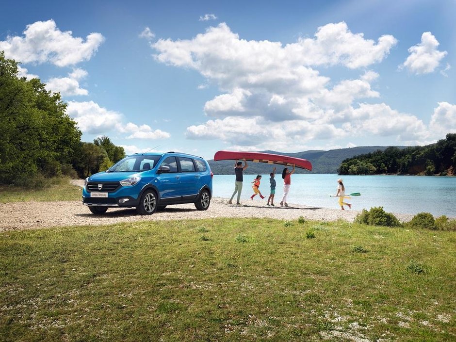 Dacia Lodgy Stepway si Dokker Stepway, disponibile in Romania de la 12.500 Euro Dacia Lodgy Stepway si Dokker Stepway, disponibile in Romania de la 12.500 Euro