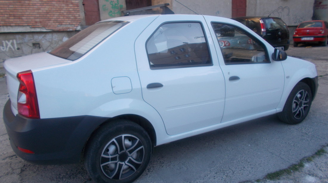 Dacia Logan 1,2 16V 75CP 2011