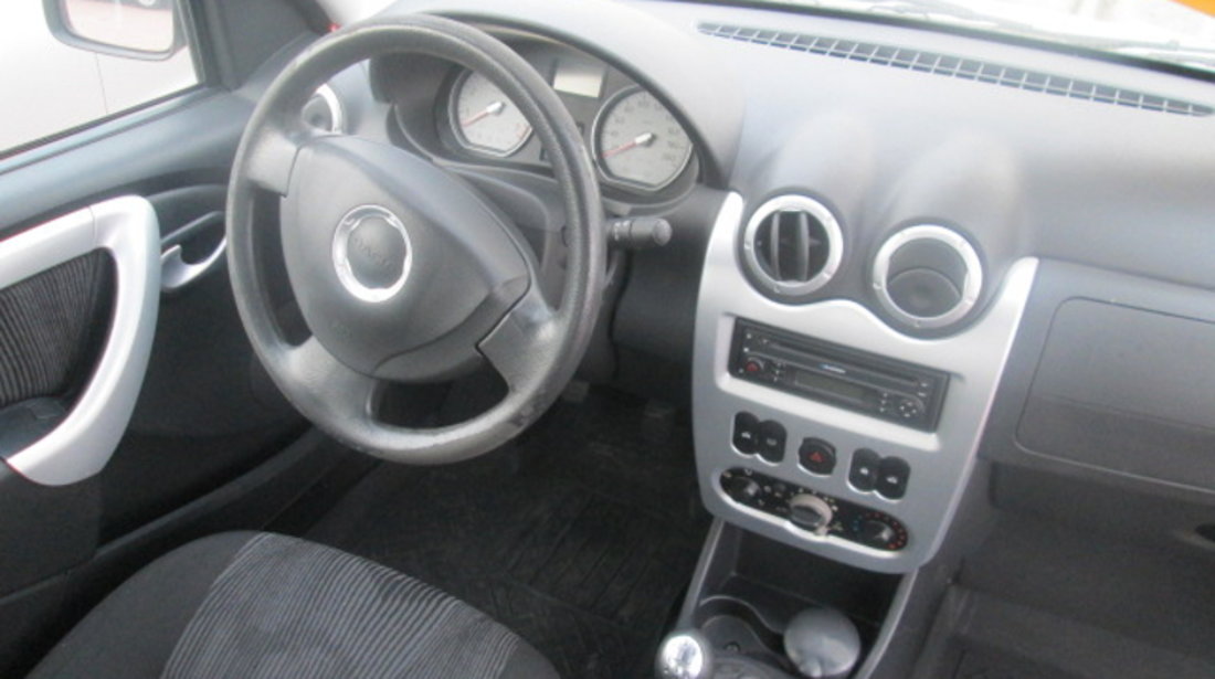 Dacia Logan 1.2 2011