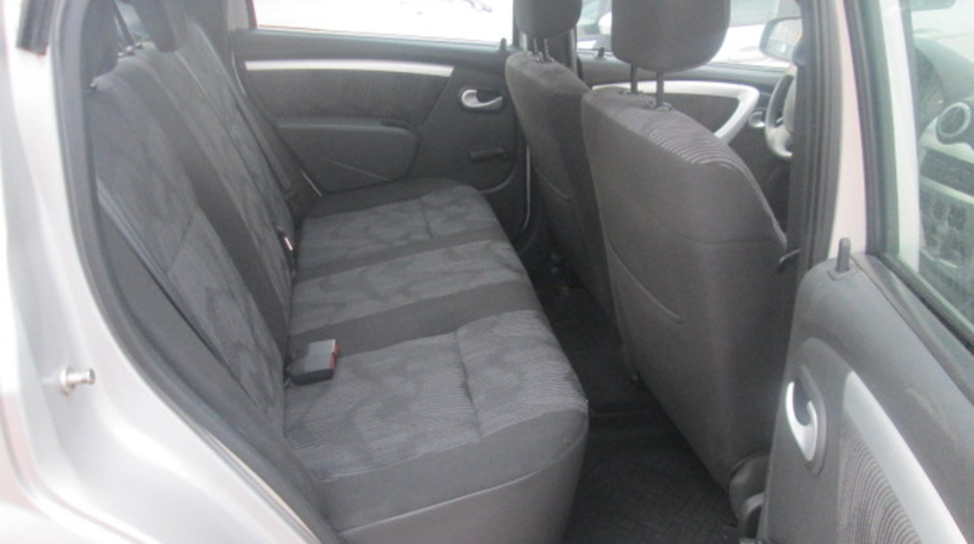 Dacia Logan 1.2 2011