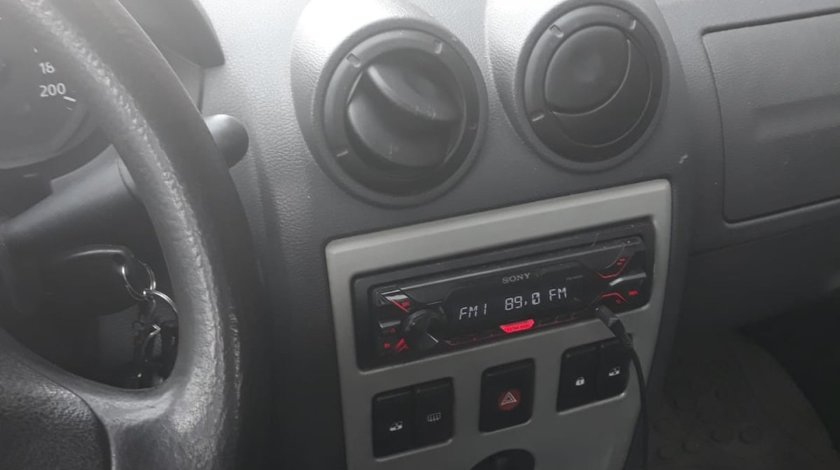 Dacia Logan 1.4 MPi 2006