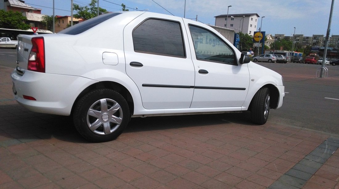 Dacia Logan 1.5 2011